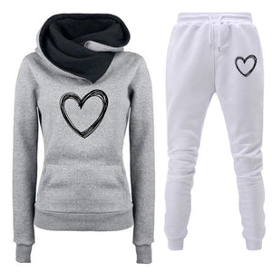 Stylish Women's Fleece-lined Hooded Sportswear Suit - Long Sleeve