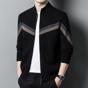 Men's Stand Collar Sweater - Modern Contrast Color Design for a Stylish Look