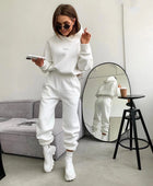 Knitted Fleece Casual Suit: Comfortable Two-piece Set for Women