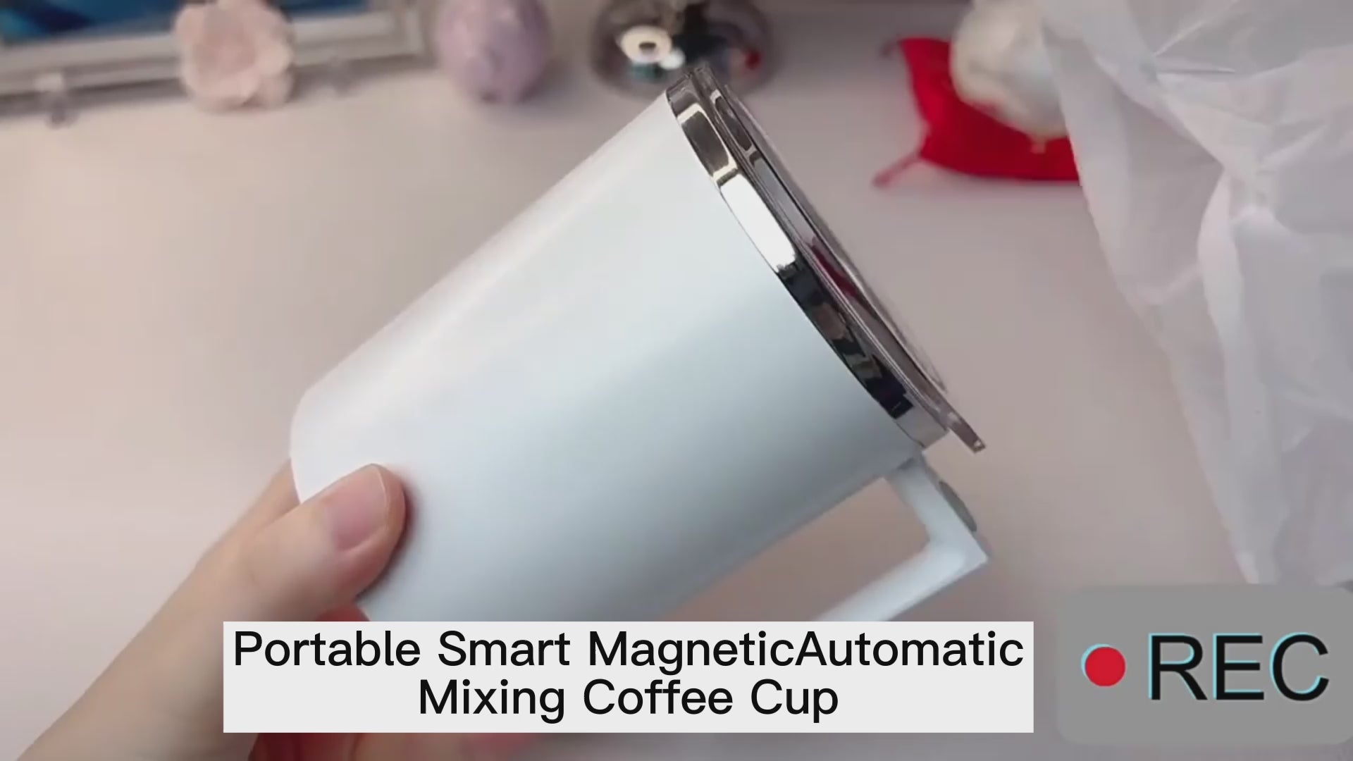 "Smart Portable Magnetic Coffee Cup: Automatic Mixing, Rechargeable, Ideal for Home, Office, and Travel"